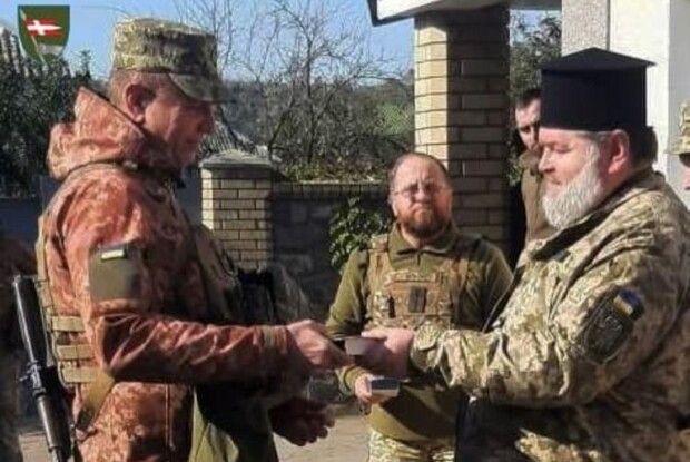 Хай береже Бог: у славнозвісній 14-й бригаді побував єпископ (Фото)