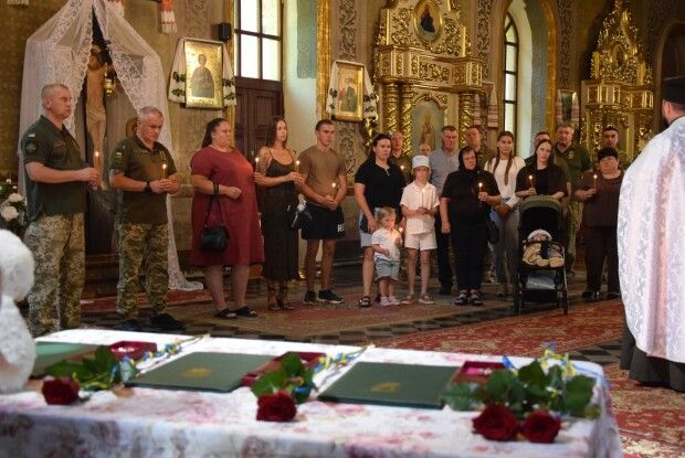 На Волині родинам загиблих прикордонників вручили державні нагороди (Фото)