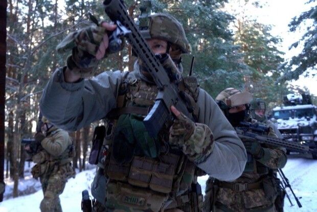 «Як приїдуть — влаштуємо їм гарячий прийом»: бійці на Рівненщині про підготовку проти десанту з білорусі