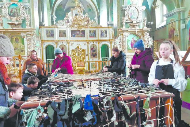 «Одразу після вибухів на Луцькому військовому аеродромі багато хто побіг рятуватися до нас...»