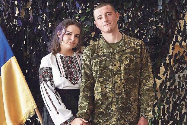 Нехай розкажуть онукам про весілля в час війни