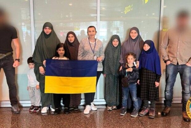 Розвідники визволили з полону українців, яких утримували в Сирії, серед них діти