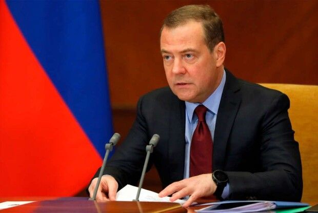 «Шанувальники жаб, ліверу та макаронів»: Медведєв обізвав лідерів ЄС, які приїхали в Київ