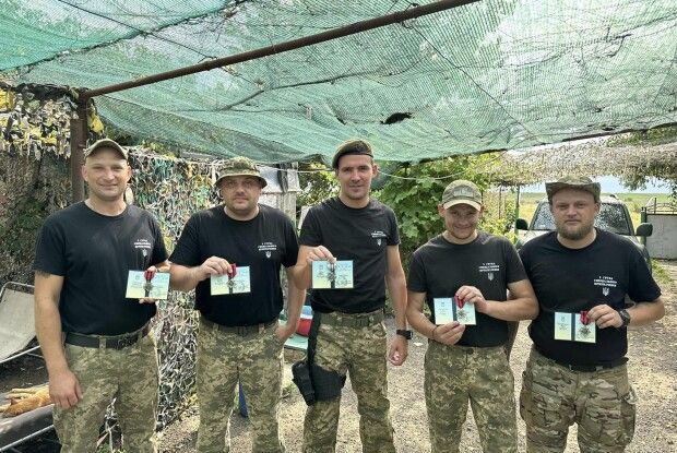 Залужний нагородив воїна з Волині 