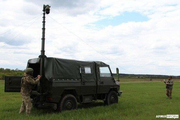 «Диверсанти перетнули кордон»: на Рівненщині ЗСУ вчилися застосовувати мобільні комплекси спостереження (Відео)