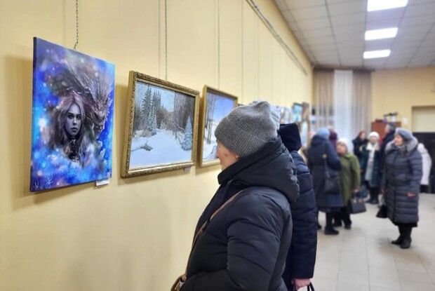  Творчість допомагає відволіктись: художники з Ковеля презентували зимові пейзажі (Фото)