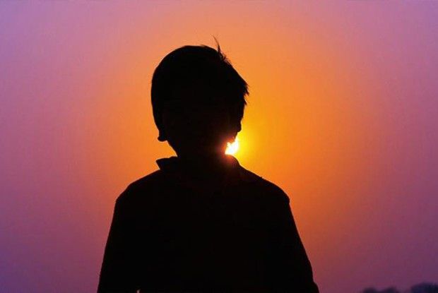 «Чого ж тобі, синку,  світ став не милим?»