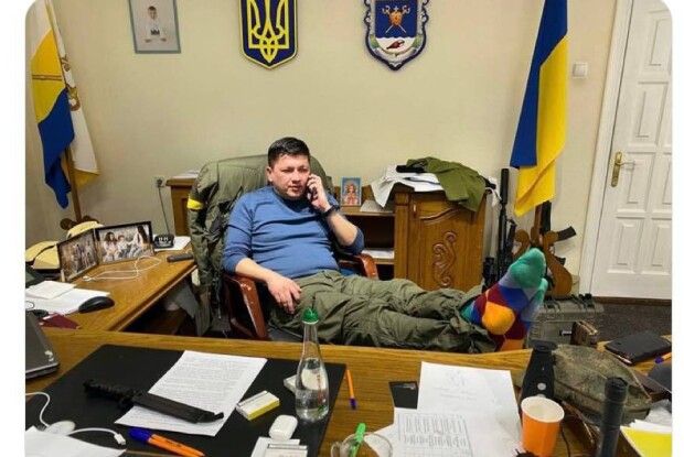 «Ніколи країна, яка має на гербі курку, не переможе країну, яка має на гербі виделку»