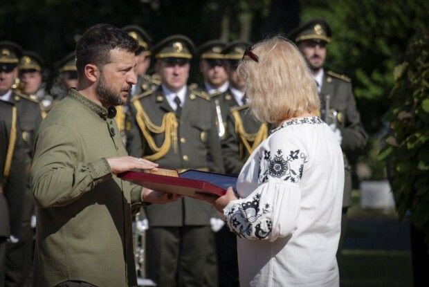 Президент вручив «Зірку Героя» рідним полеглого захисника з Волині 