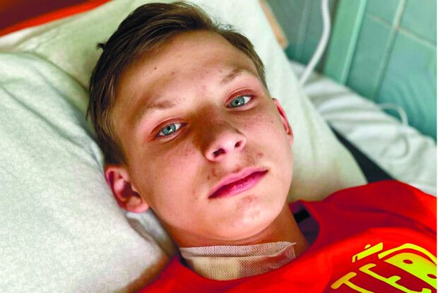 4-сантиметровий осколок снаряда влучив у праву легеню 13-річного Святослава