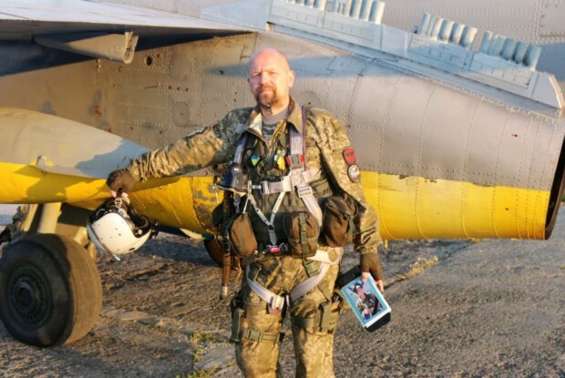 Полковник Ігор Пархоменко: «Я літаю за двох: за загиблого сина і за себе»