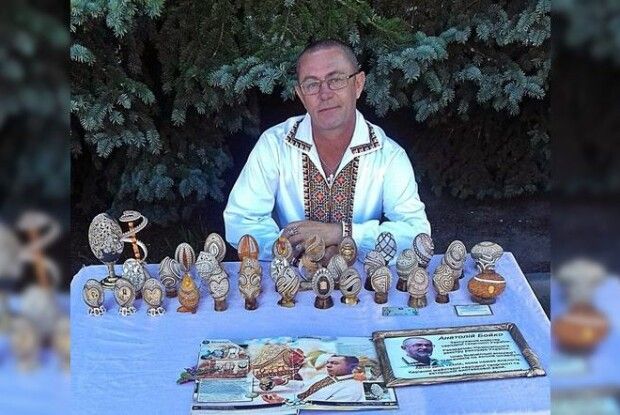 Як волинський «Фаберже» своїми виробами допомагає ЗСУ (Фото)