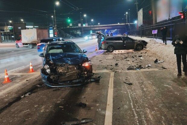 Автотроща в Луцьку: одній із пасажирок стало погано