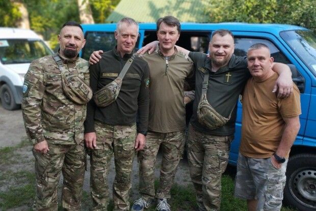 «Нема атеїстів в окопах, під вогнем»