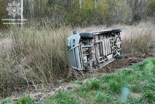 Народилася в сорочці: на Волині водійка на великій швидкості не впоралася з керуванням