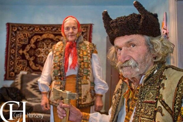 Як вуйко Місь із дружиною у театр ходили