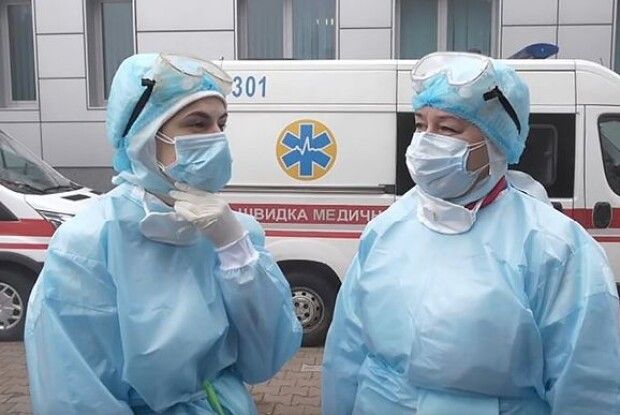 В Україні 10746 нових випадків інфікування COVID-19: попередній рекорд побито майже на тисячу хворих