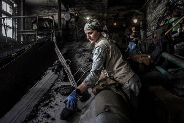 На шахтах жінки замінили чоловіків, які пішли на фронт
