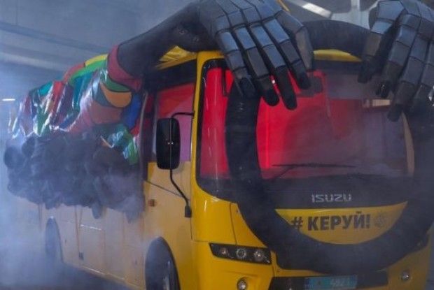 На дорогах України з'явиться  «автобус-привид» від Нацполіції