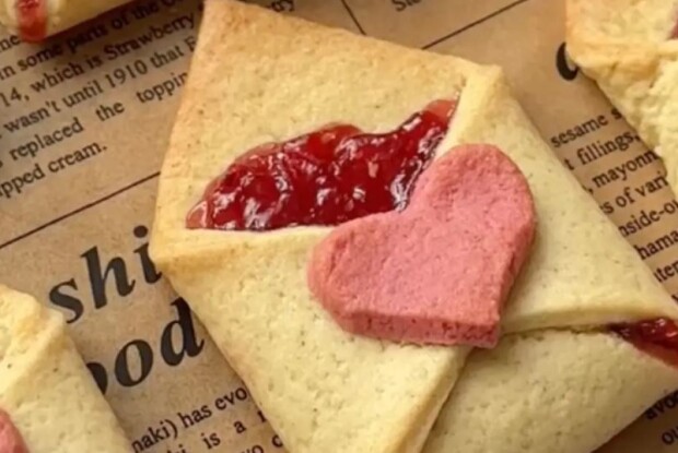 Конвертики кохання. Рецепти до Дня Валентина