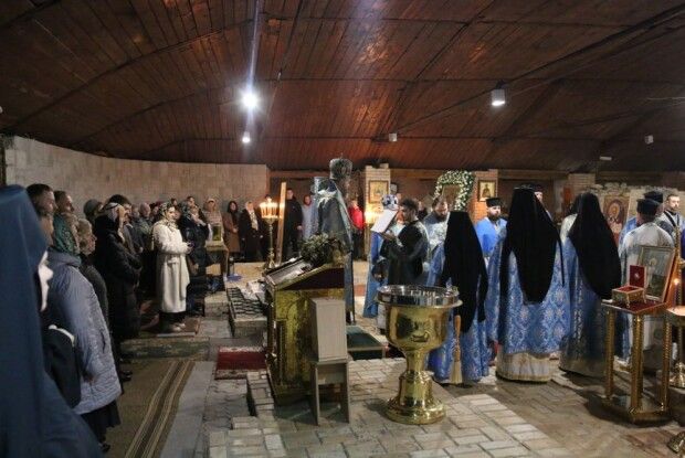 На Волині молилися перед  іконою в унікальній святині