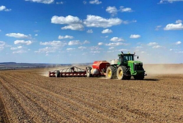 На Рівненщині стартувала весняна посівна