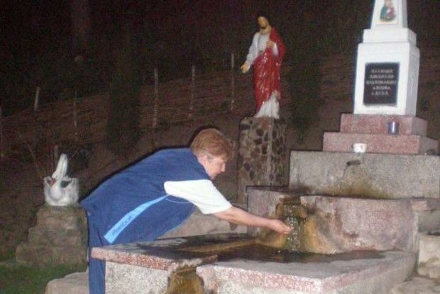 Біля Чернівців є джерело, яке лікує очі