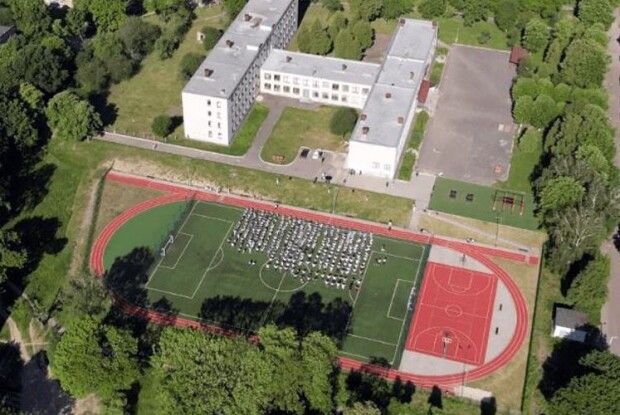 У Нововолинську нищать щойно збудований стадіон