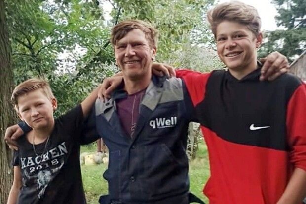 Волинянин встигає і борщі синам варити, і відео у ТікТок знімати (Відео)