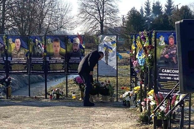 В громаді на Волині Алею Слави доповнили новими банерами загиблих Героїв