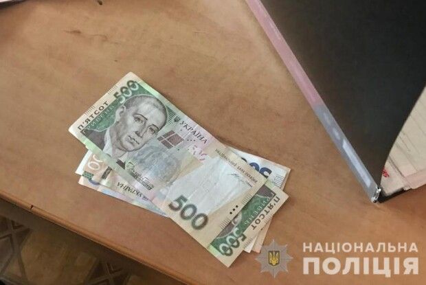 Волинянка місяць тому замовила металопластикові вікна: ані вікон, ані грошей...