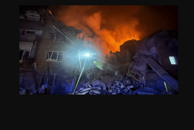 Ворог зруйнував у Києві 5-типоверхівку – серед загиблих є діти