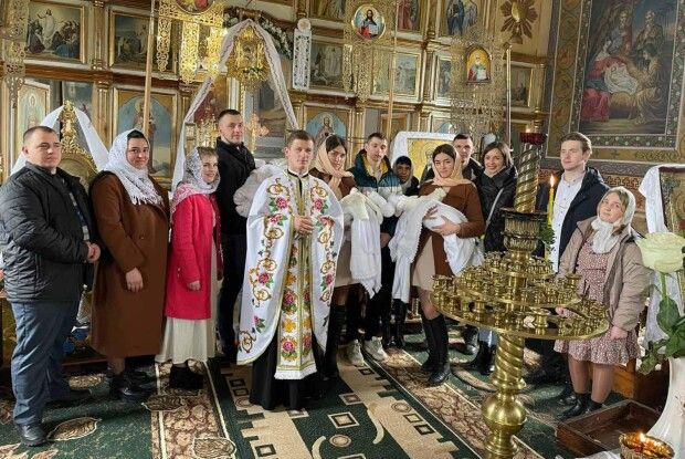 Батьки волинської трійні: «Своїх трійнят-синочків  ми назвали на честь хоробрих, цілеспрямованих і боголюбивих»