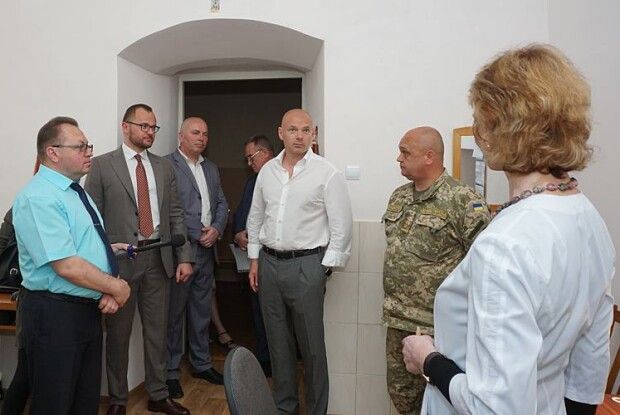 Чому в Луцькому гарнізонному госпіталі не вистачає лікарів