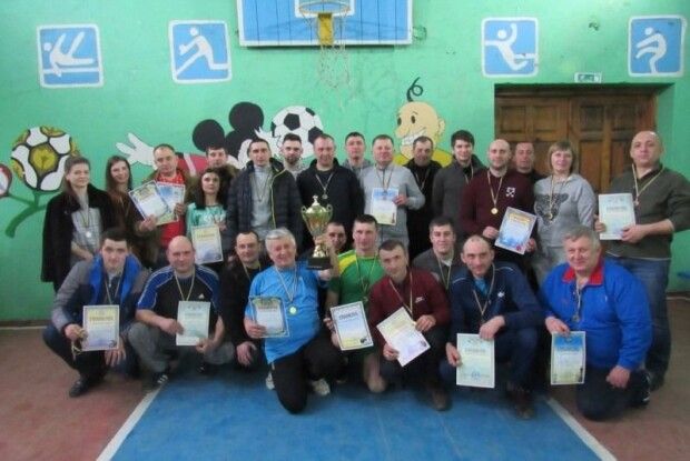 У Павлівській громаді визначали, хто спортивніший: депутати, освітяни чи працівники сільради