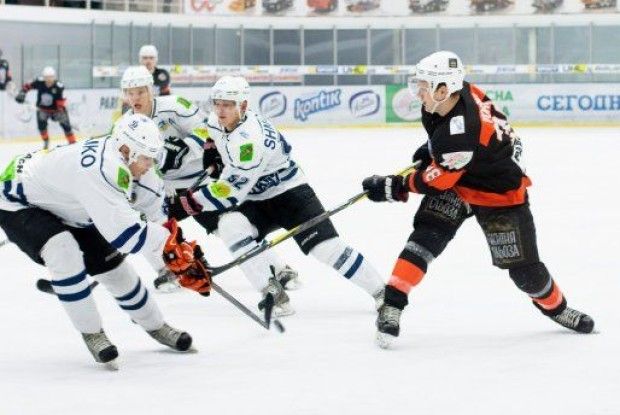 В Україні через негоду перенесли матч чемпіонату