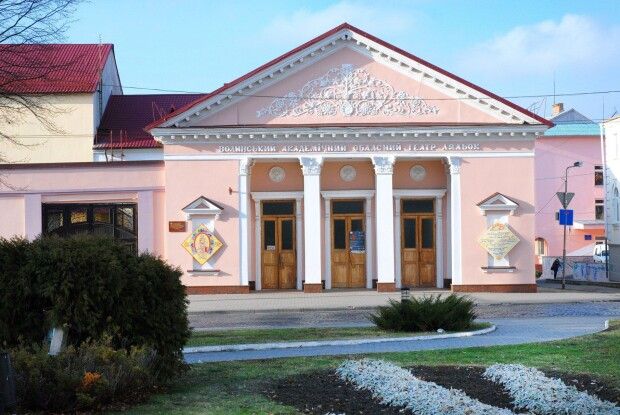 На Волині покажуть унікальні ретросвітлини і частуватимуть крутезними косачівськими смаколиками