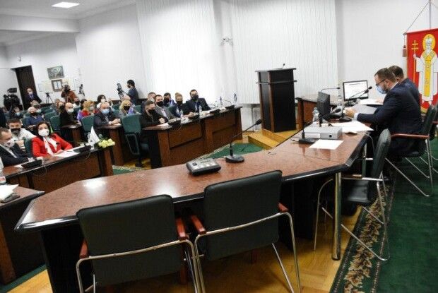 Депутати міської ради затвердили заступників міського голови: хто вони (Фото)