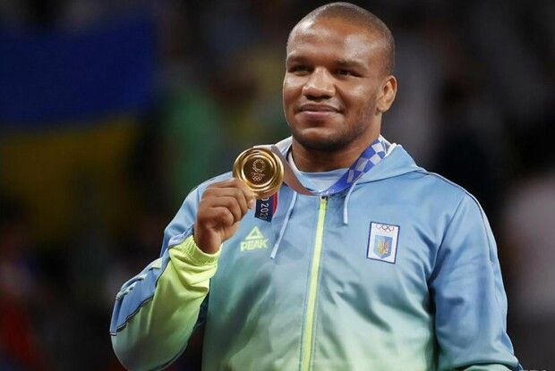 Медалей цілий оберемок, а золото — лишень одне