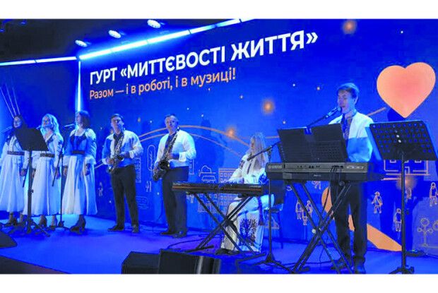 У Києві на конференції з проблем охорони здоров’я переймали досвід у горохівчан та ...  підспівували їм!