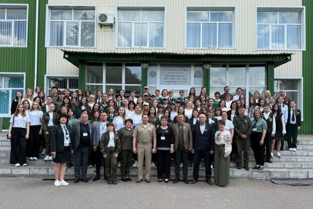 Чому з усієї Волині з’їжджалися у прикордонний Шацьк підлітки в уніформі