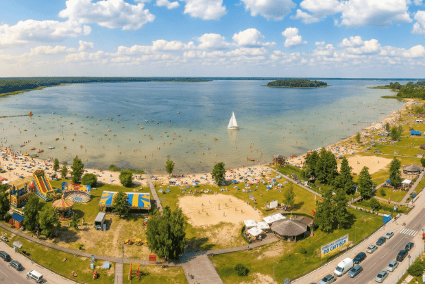 За кожен день на Світязі відпочивальник тепер заплатить за туристичний збір майже у 4 рази більше, ніж торік