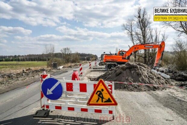 Ремонтують дорогу від Ковеля до Ратного