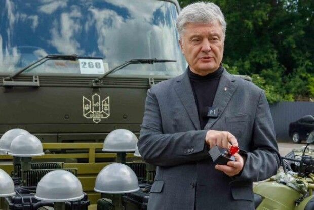 Червона кнопка для знищення русні: Порошенко везе на Харківщину окопний РЕБ і сотні FPV-дронів