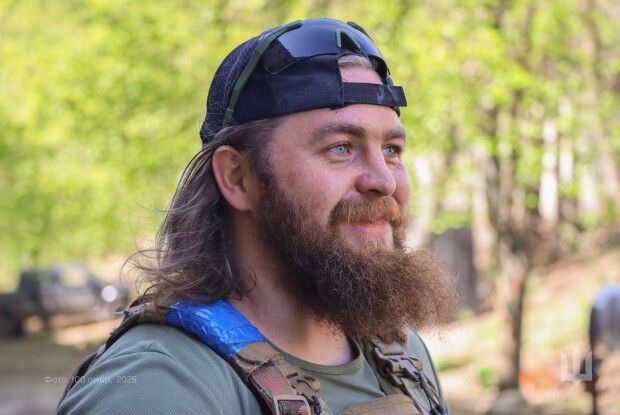 Волинь чекає, Донбас тримається: сталевий воїн 100 ОМБр про боротьбу за кожен сантиметр української землі