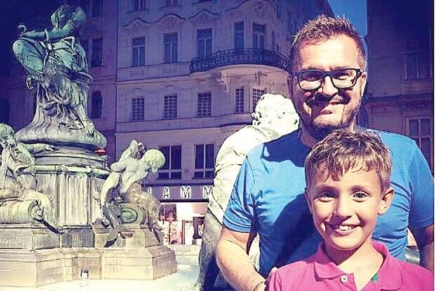 Друга дружина Пономарьова віддає йому сина раз на рік