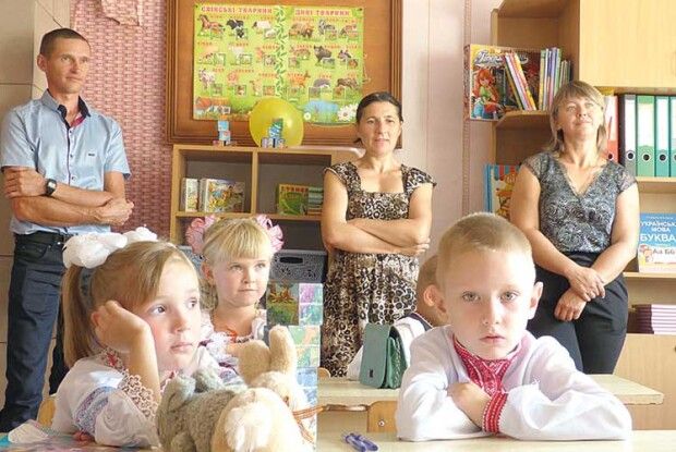 «Невже держава настільки бідна, щоб економити на наших дітях?». Про оптимізовані школи на Волині (Відео)