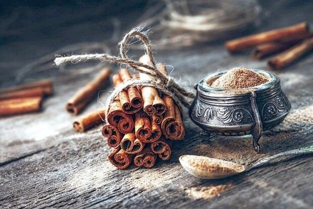 «Запахне вечір чаєм  і корицею…»