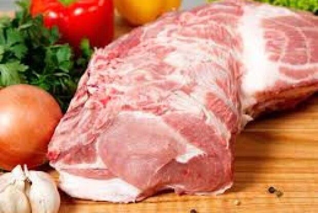 Україна утричі більше купує свинини, ніж продає