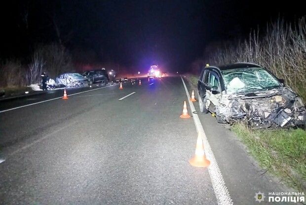 Потрійне ДТП на Рівненщині: серед  важко травмованих – дитина